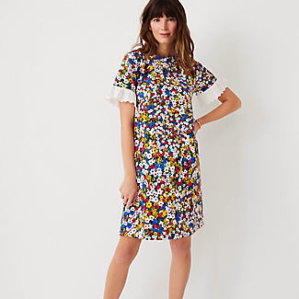 NWOT - Ann Taylor Floral Eyelet Shift Dress SIZE SMALL
